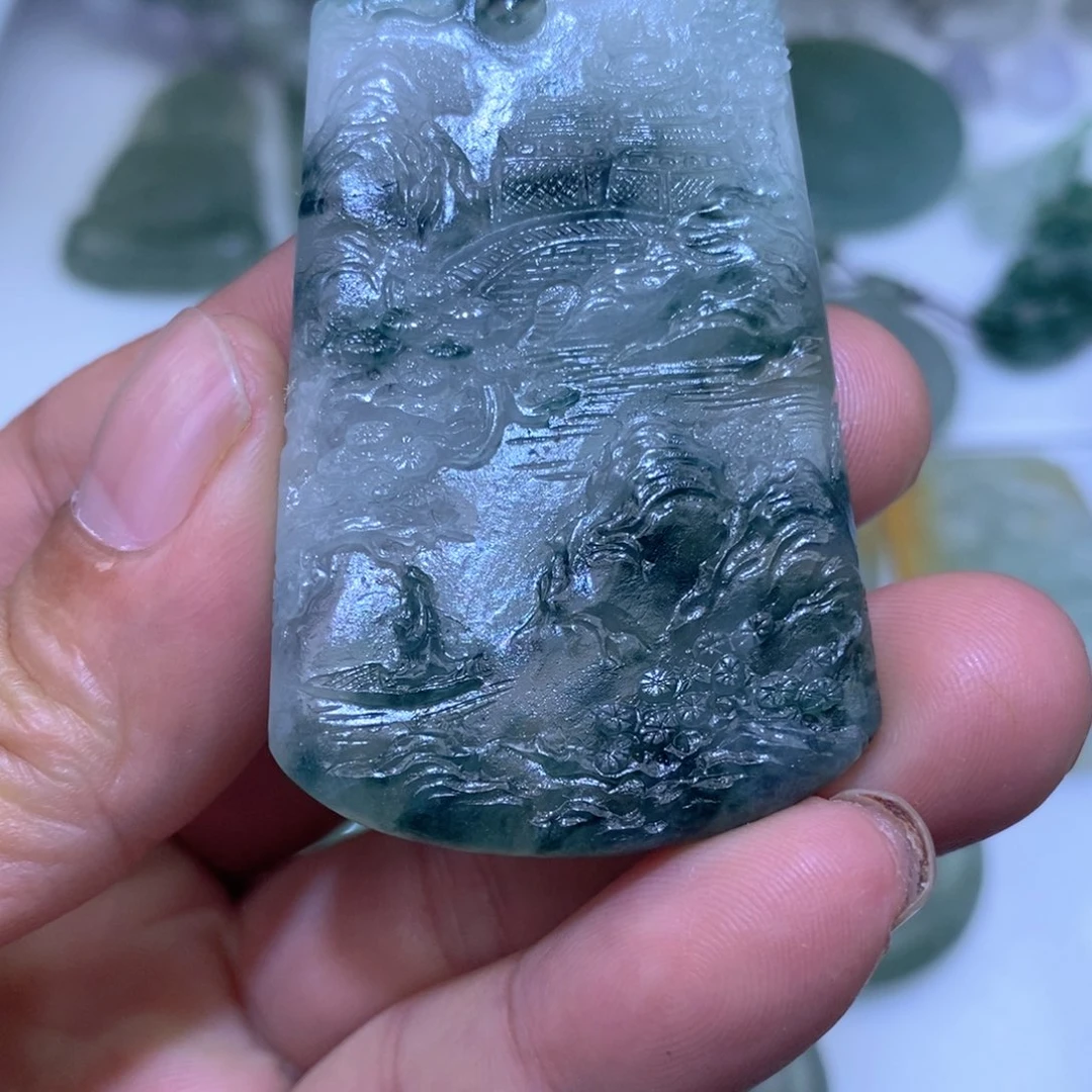 定制翡翠未镶嵌山水