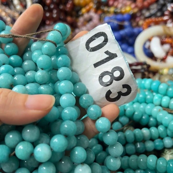 羊***眯玛瑙/玉髓颈饰未镶嵌