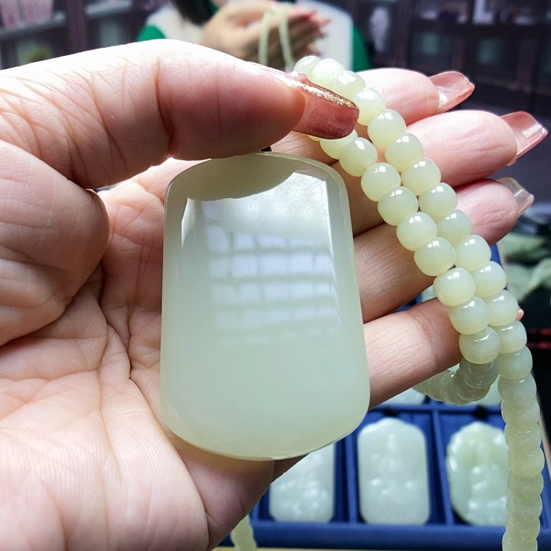 和田玉颈饰未镶嵌天**和