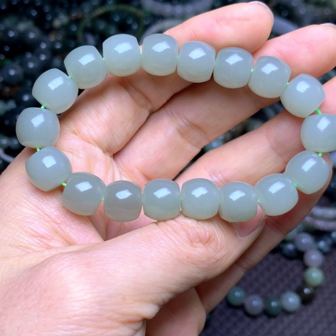 和田玉未镶嵌手串