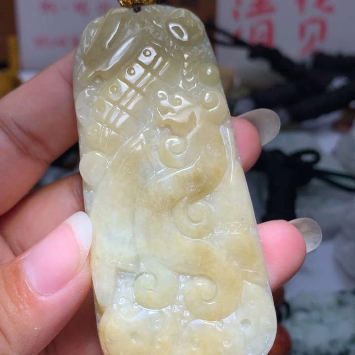翡翠未镶嵌颈饰保真天然A货翡翠