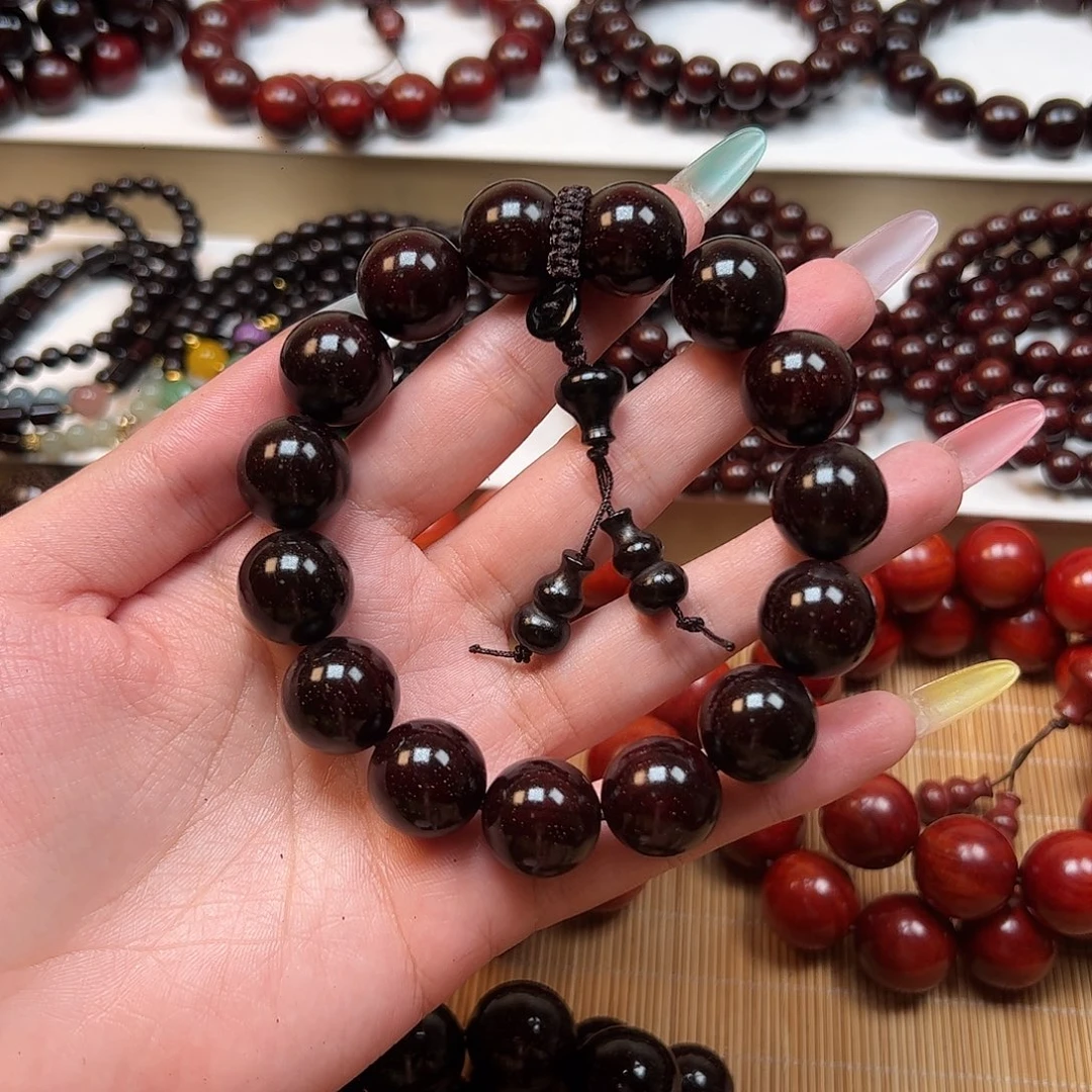 檀香紫檀（小叶紫檀）1.5多星