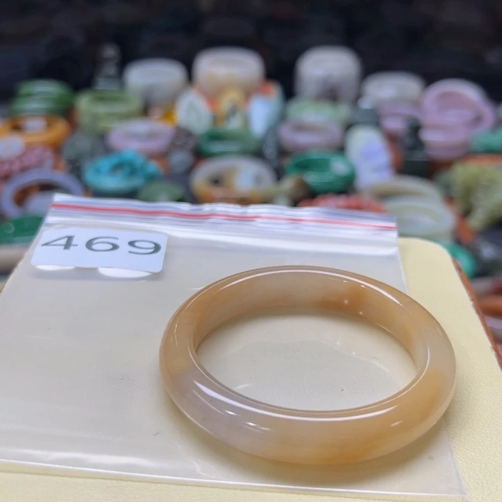 石英质玉手镯未镶嵌一*.469