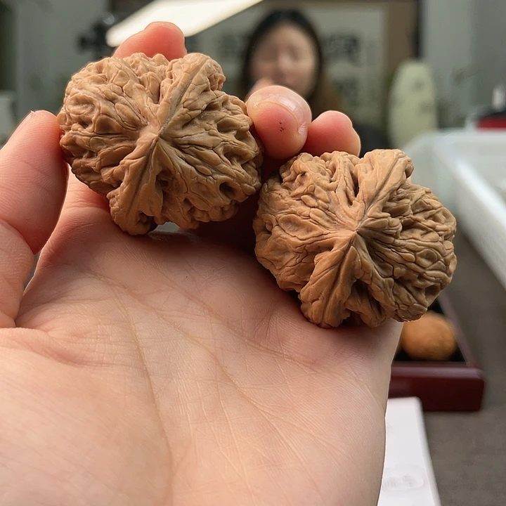 文玩核桃把件做****事锦鲤
