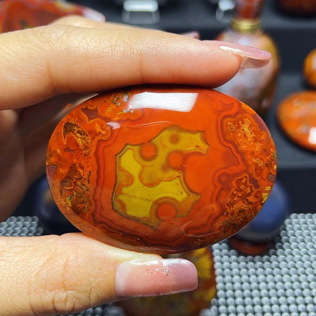 未镶嵌颈饰玛瑙/玉髓