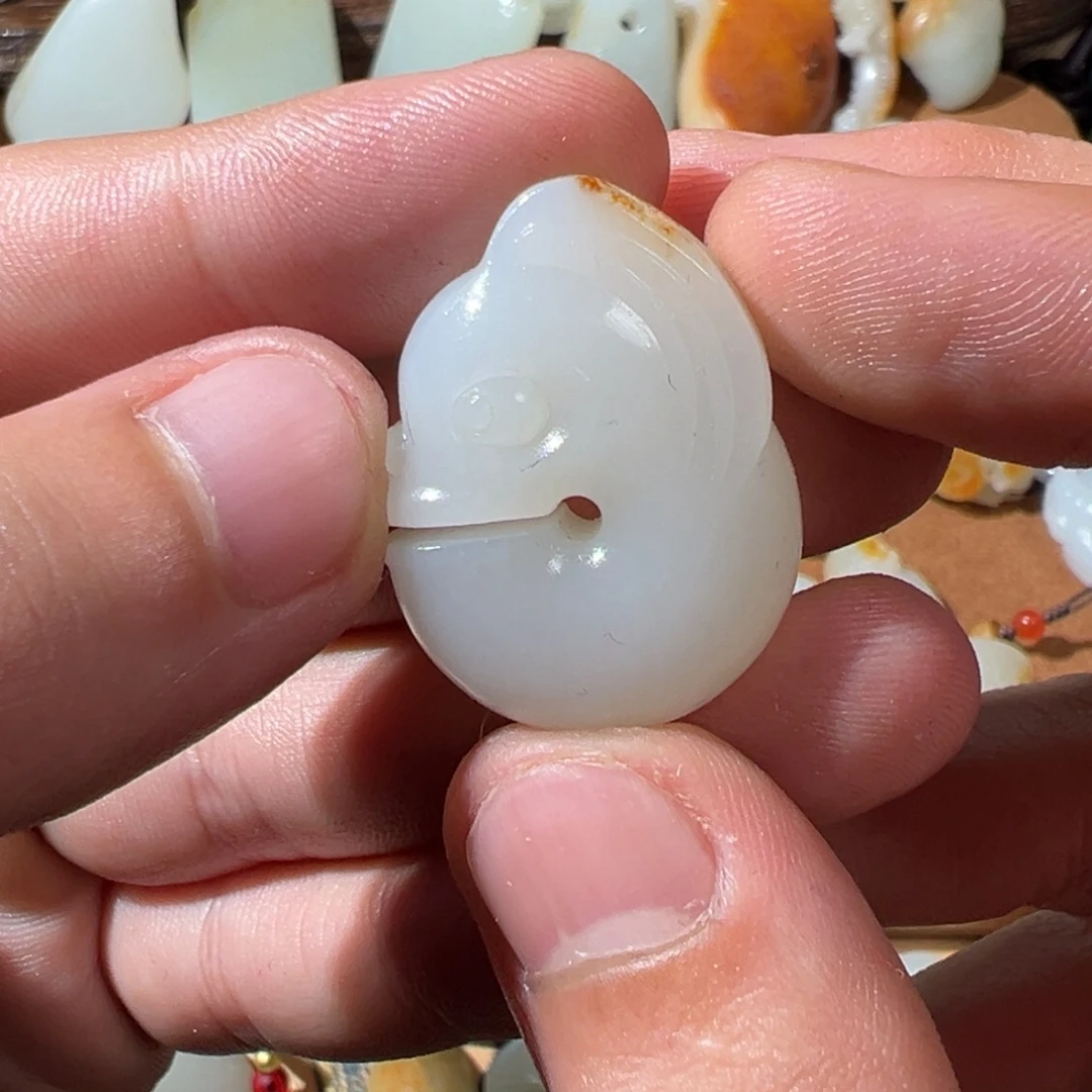 和田玉（子料）未镶嵌挂件