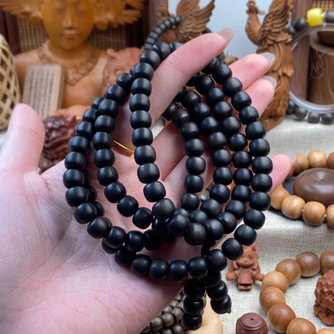 檀香木手串/手链迈索尔，老山檀，阴沉0809瑕