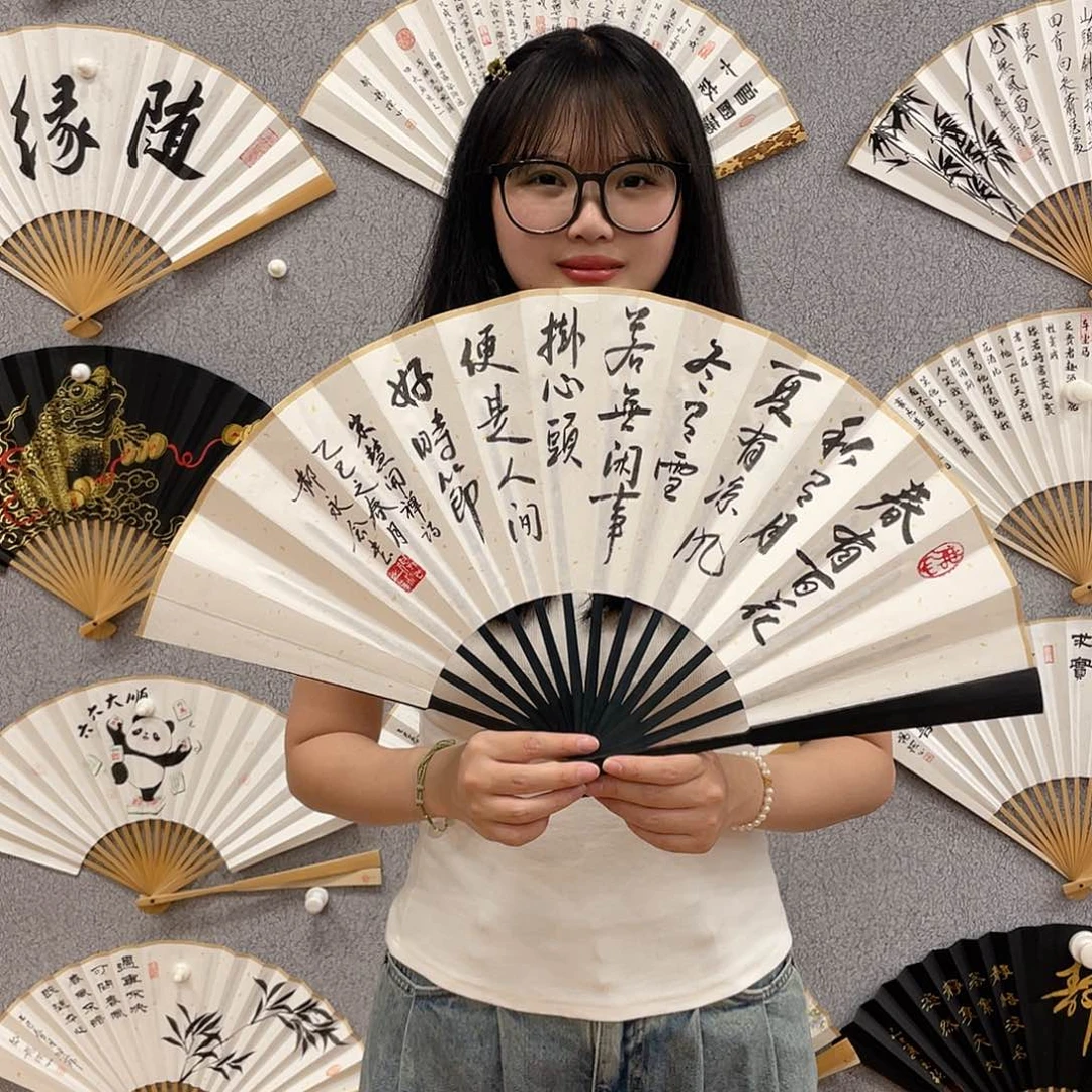 国画10寸-仿乌木福利折扇（默认粘好）