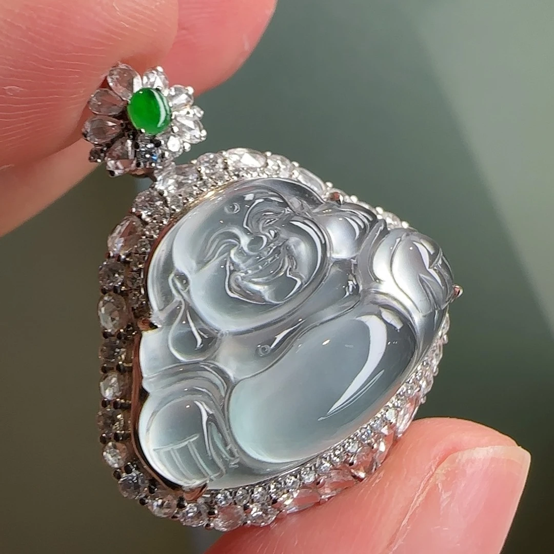 翡翠18K金镶嵌颈饰天然翡翠