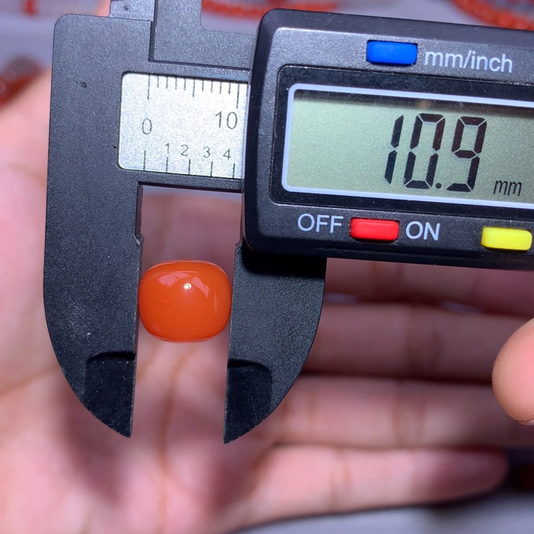 南红玛瑙未镶嵌柿子老型10.9×9.8朱砂点纹