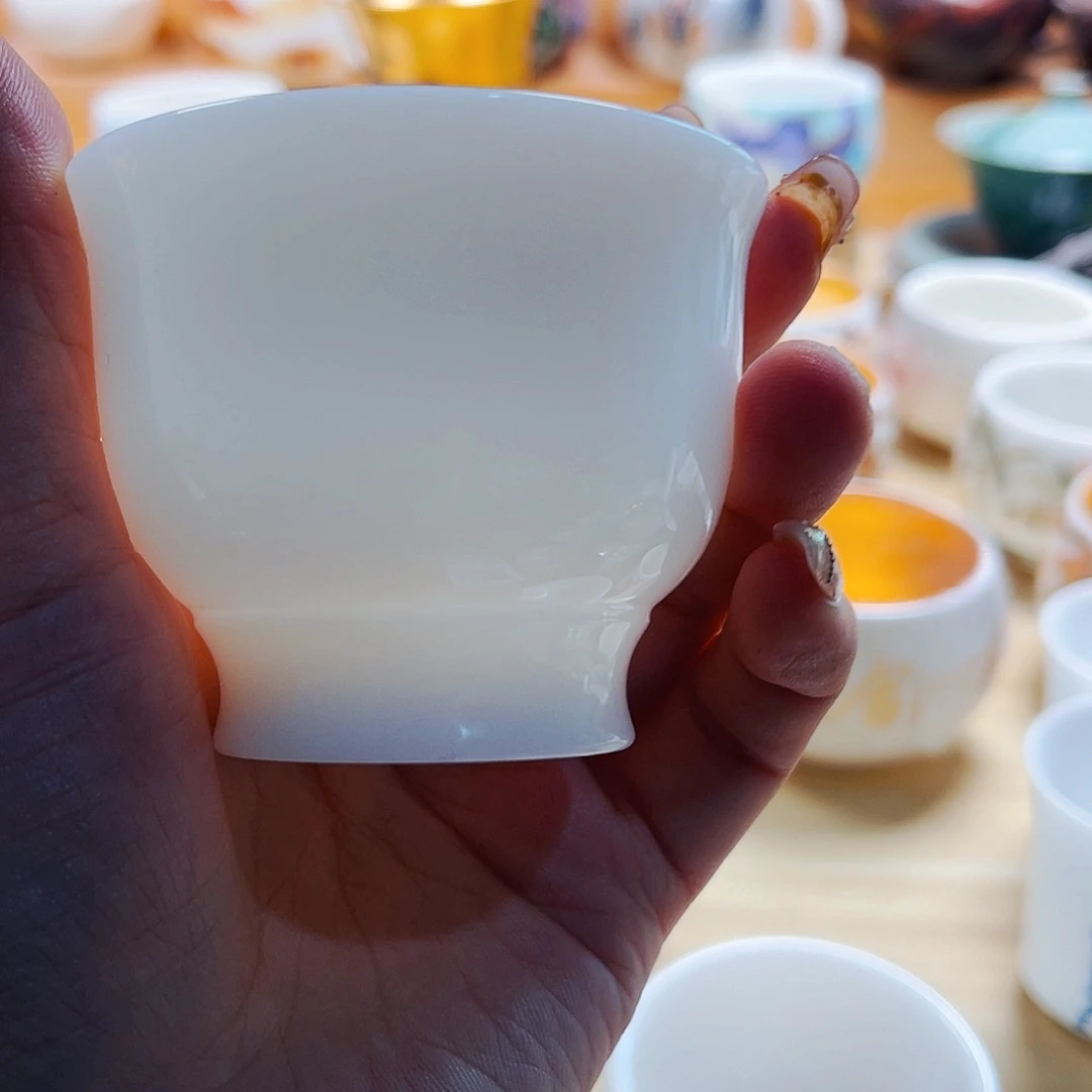 杯主人和恶补主人把这个抱着