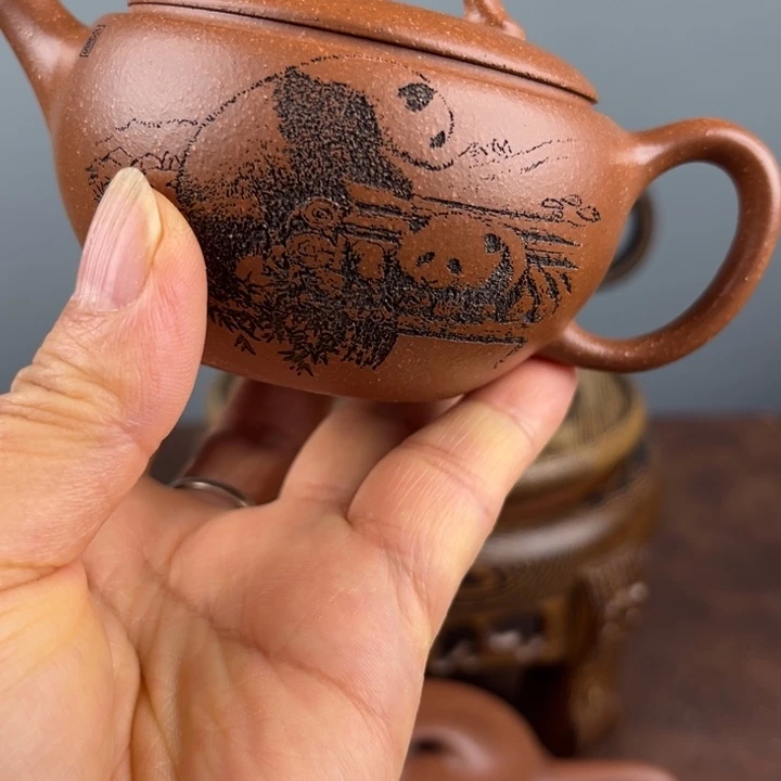 紫砂茶杯在干嘛的呀亲爱勒