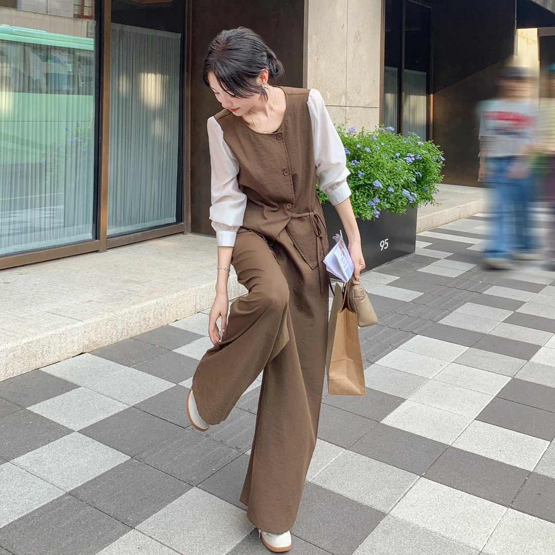 高级感巨好看大方得体韩系穿搭一整ootd撞色拼接上衣阔腿裤两件套