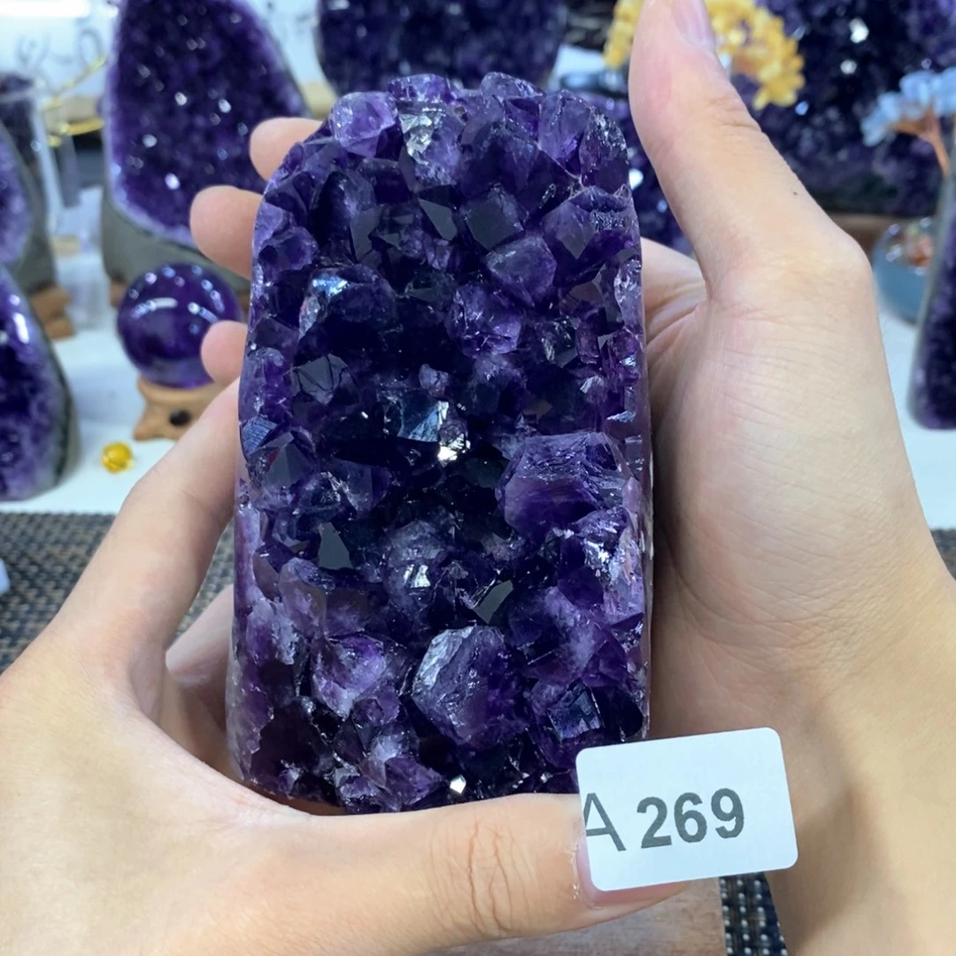 摆件摆件未镶嵌水晶