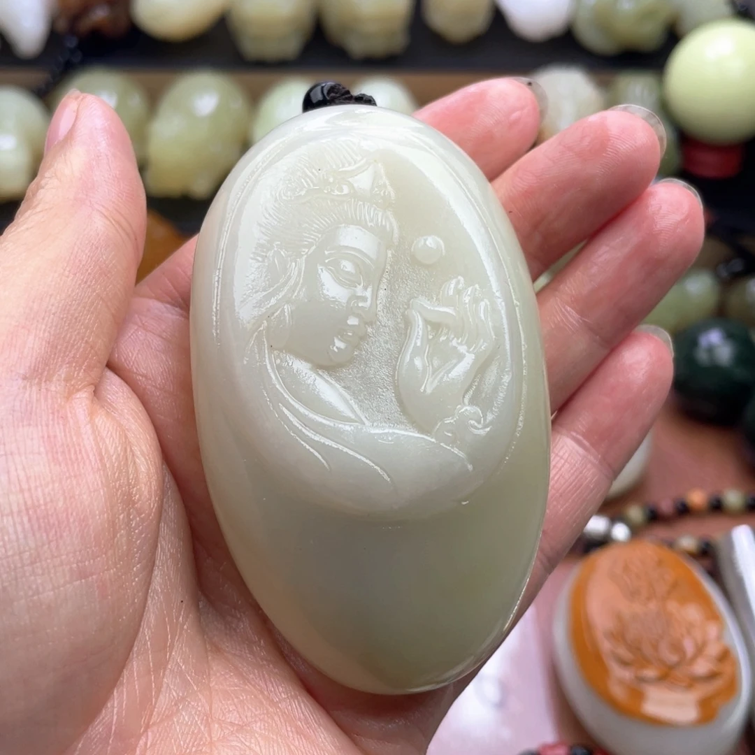 马***成石材天然古青石手把件