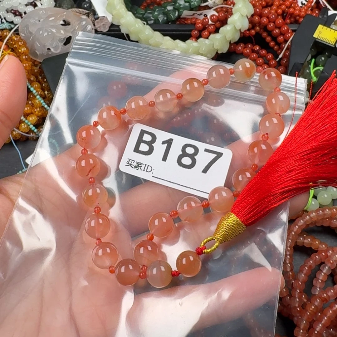 南红玛瑙未镶嵌珠宝奇石