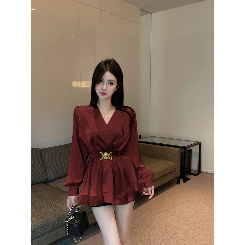醋酸缎面V领衬衫2025早秋中长款收腰上衣配腰带百搭性感裙裤套装