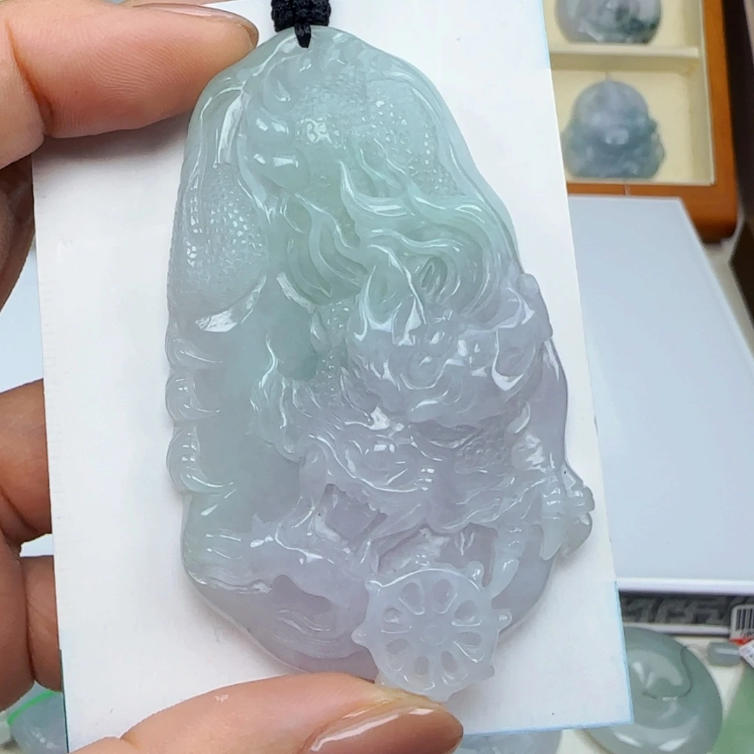 翡翠未镶嵌颈饰