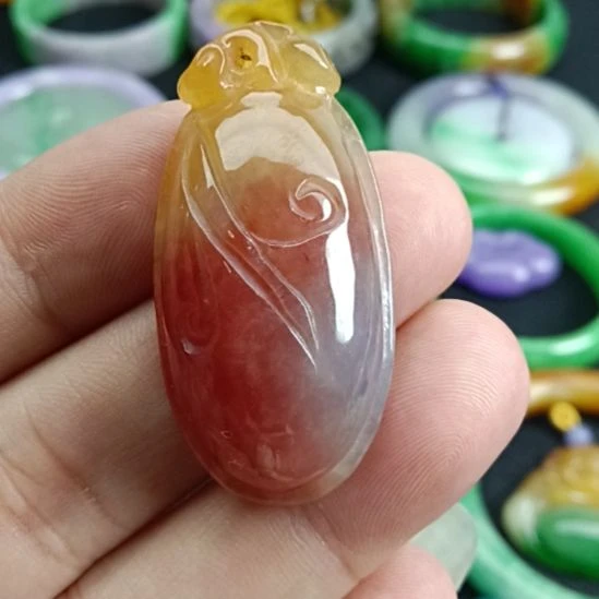 翡翠未镶嵌挂件翡翠