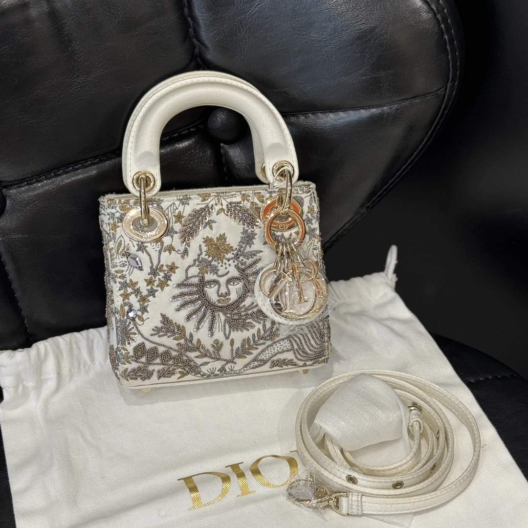 99新 DIOR/迪奥 刺绣款限量mini三格戴妃包/二奢