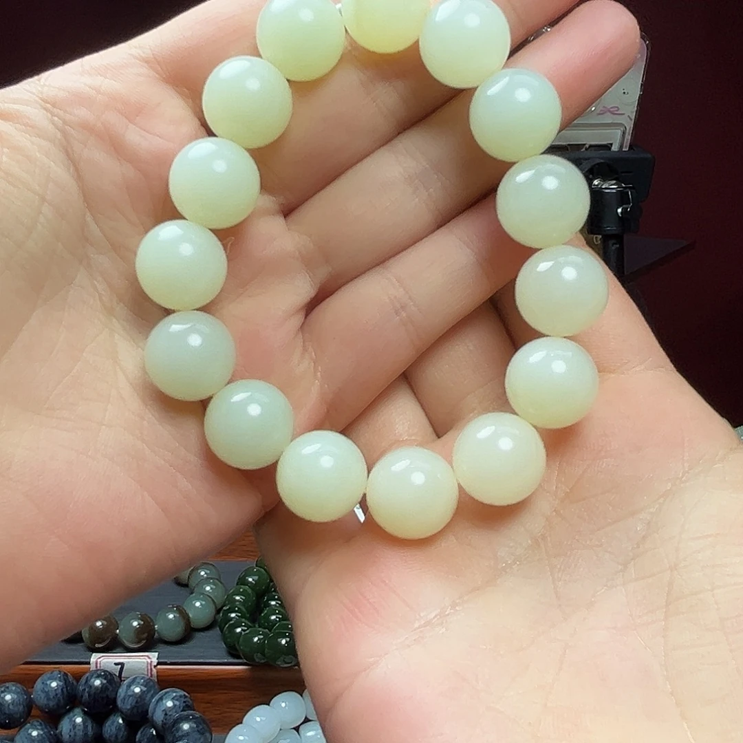 和田玉未镶嵌手链