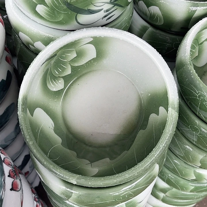 瓷片直径23厘米高13……