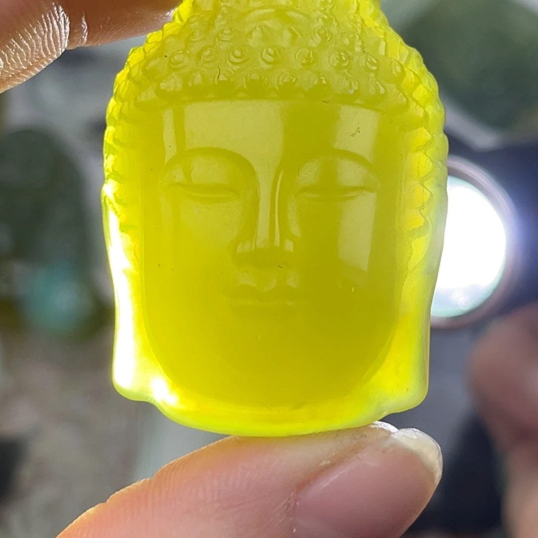 蛇纹石玉未镶嵌其他微瑕介意勿拍