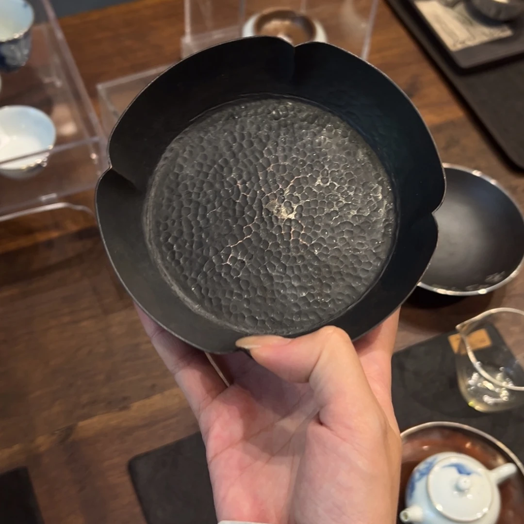 陶瓷。         陶瓷。