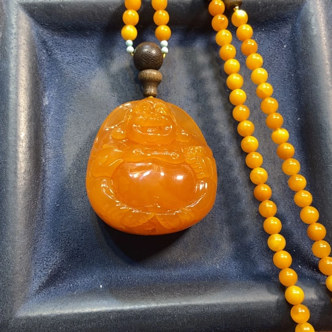 琥珀未镶嵌颈饰蜜蜡