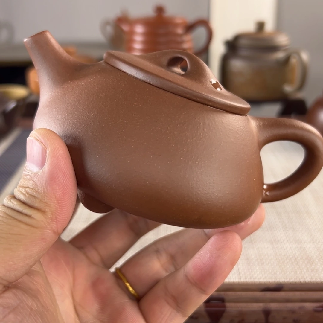 紫砂茶壶?**生微瑕茶壶000