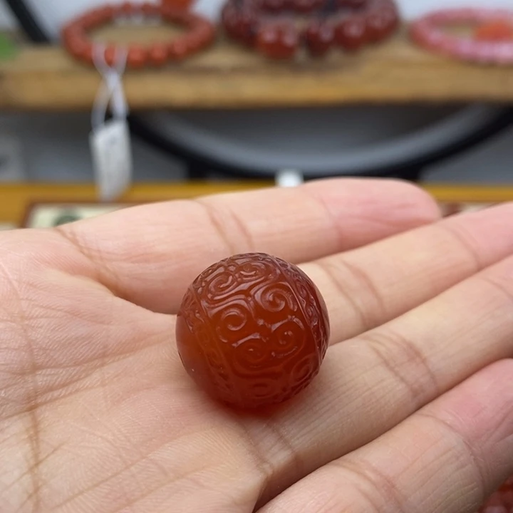 A***生南红玛瑙合金颈饰