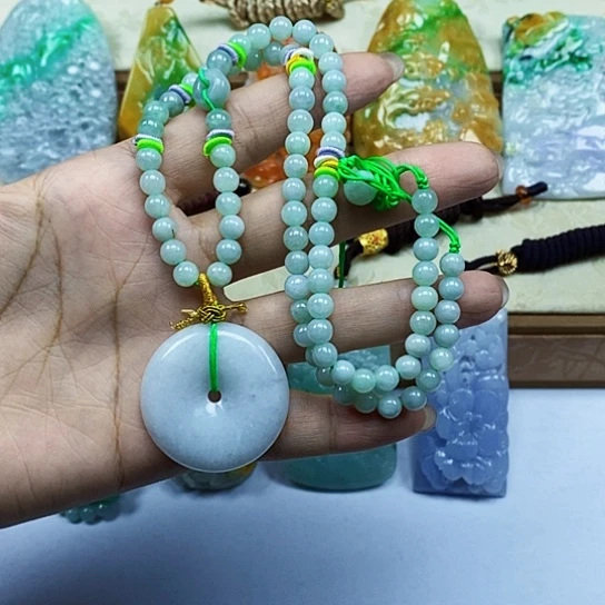 颈饰未镶嵌翡翠翡翠