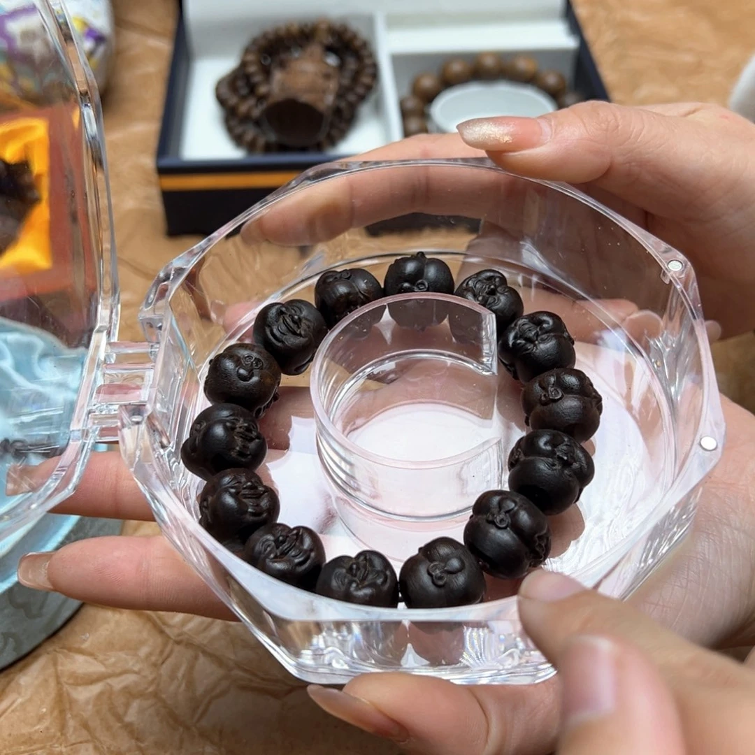 大叶紫檀（黑酸枝木类）