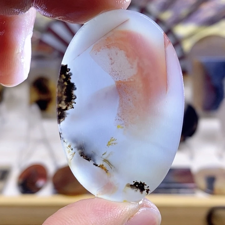 玛瑙/玉髓颈饰未镶嵌