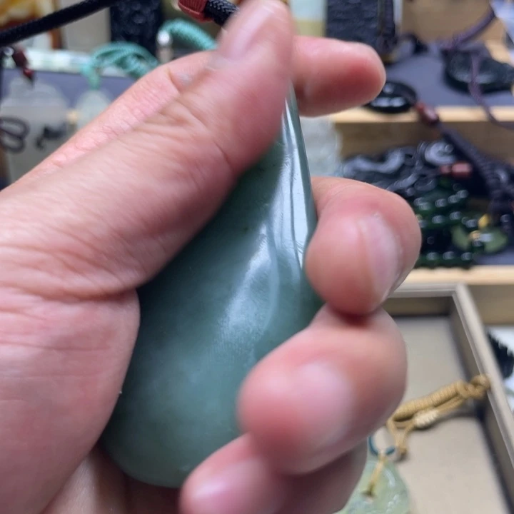 蛇纹石玉合金颈饰