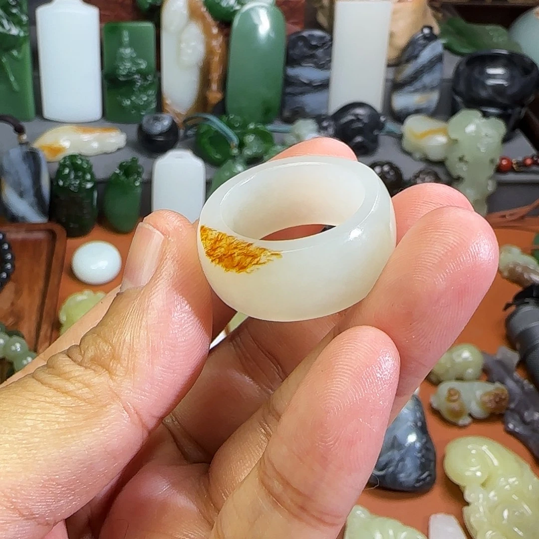 和田玉颈饰未镶嵌筱*