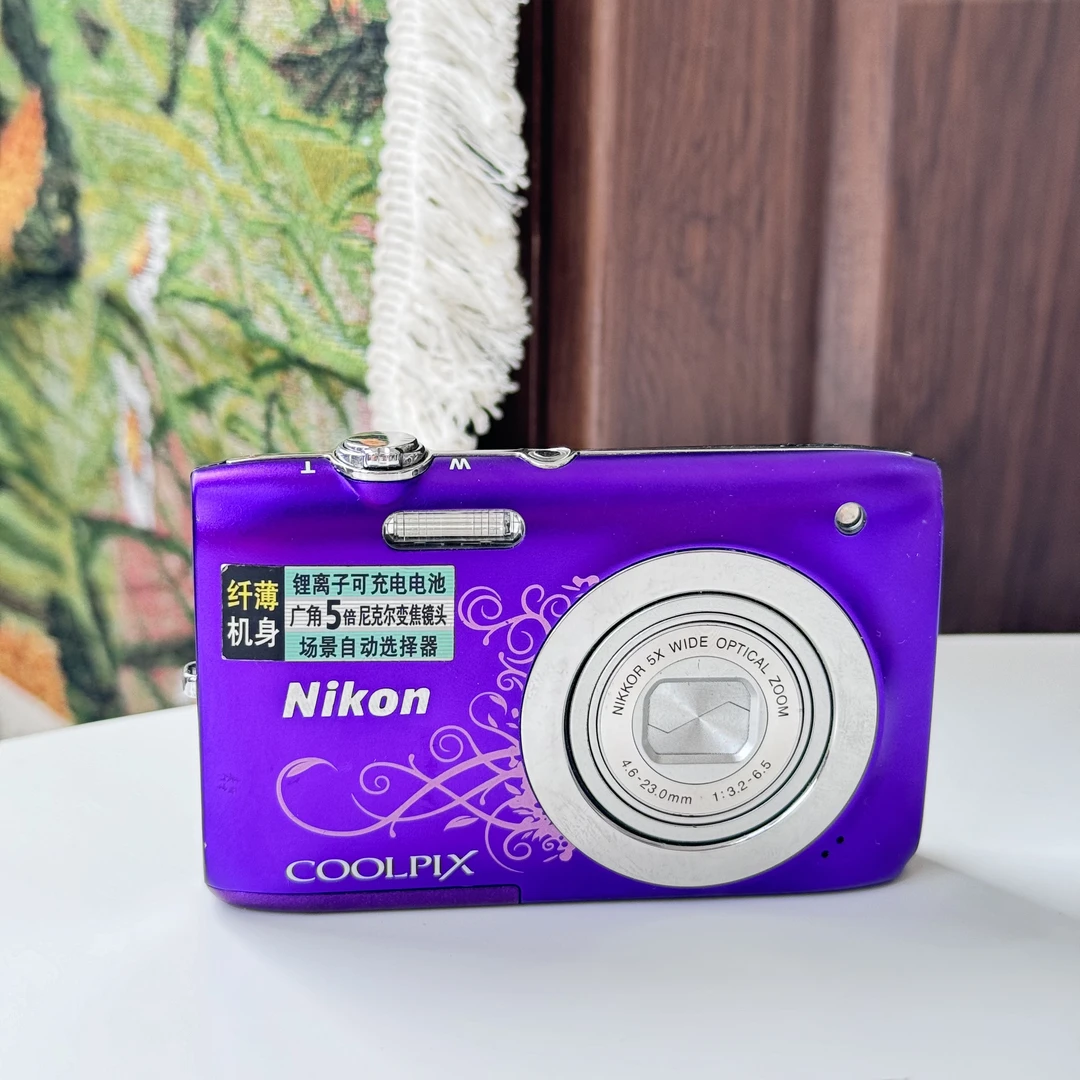 95新 Nikon/尼康 s2600紫色 1400万像素5倍光学变焦CCD数码相机