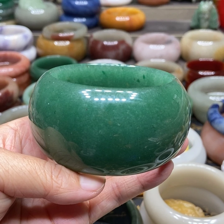 石英质玉手镯未镶嵌土**发