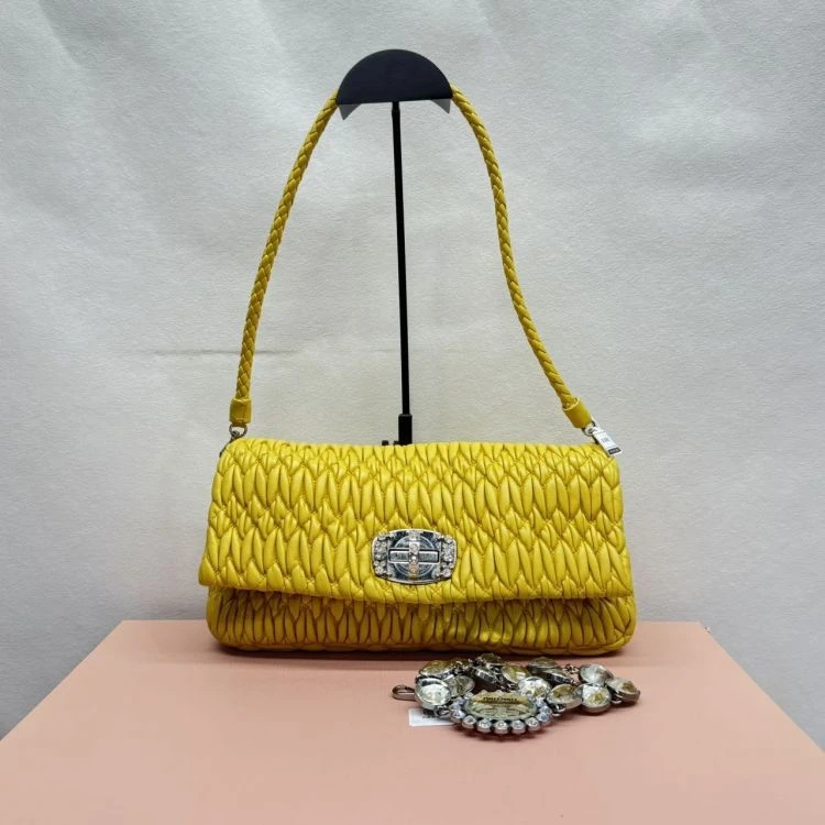 95新/缪缪/C12025208342/[PY1101B0001]