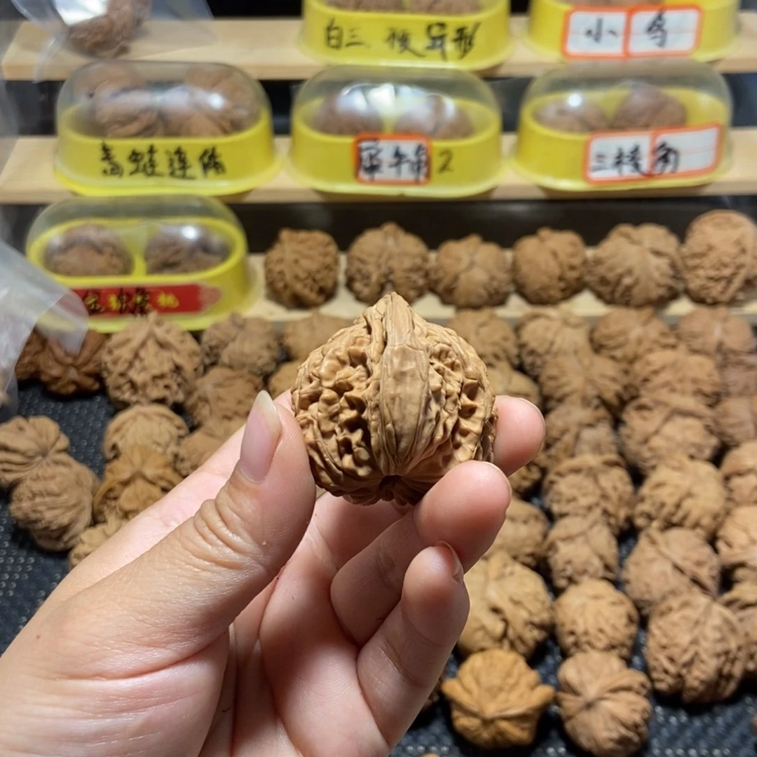 文玩核桃吊坠麦*核桃异形