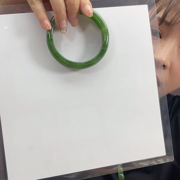 打***啊未镶嵌手镯和田玉
