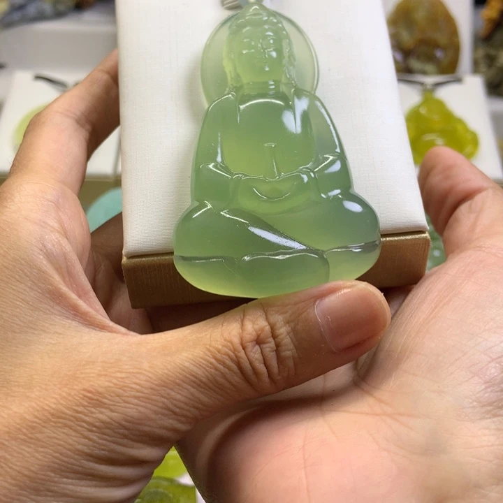 【闪购商品】未镶嵌蛇纹石玉颈饰ℒ****