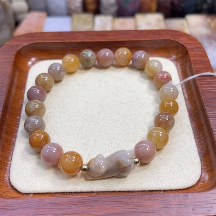 硅化玉未镶嵌颈饰k7