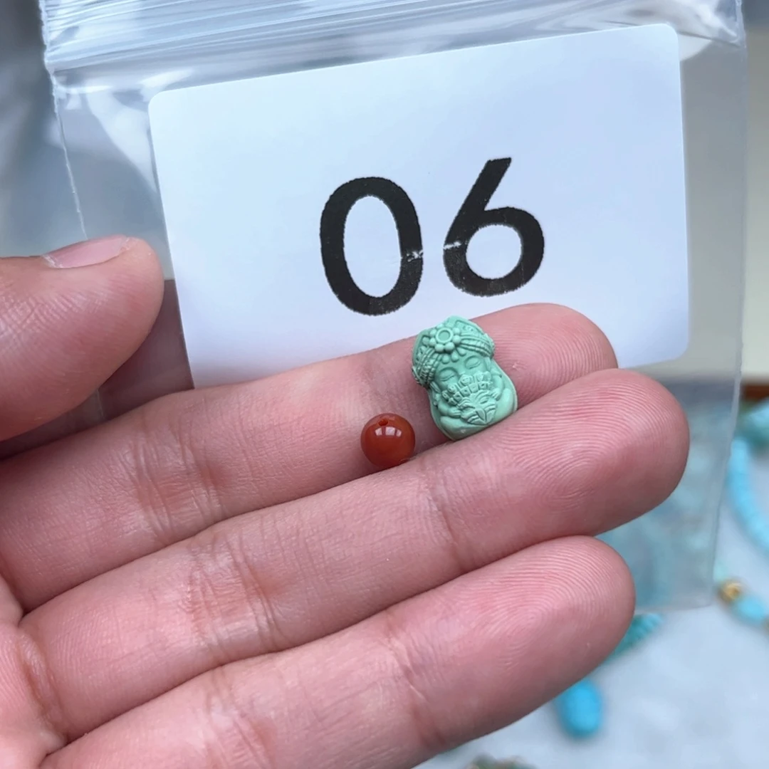 南红玛瑙未镶嵌珠宝奇石