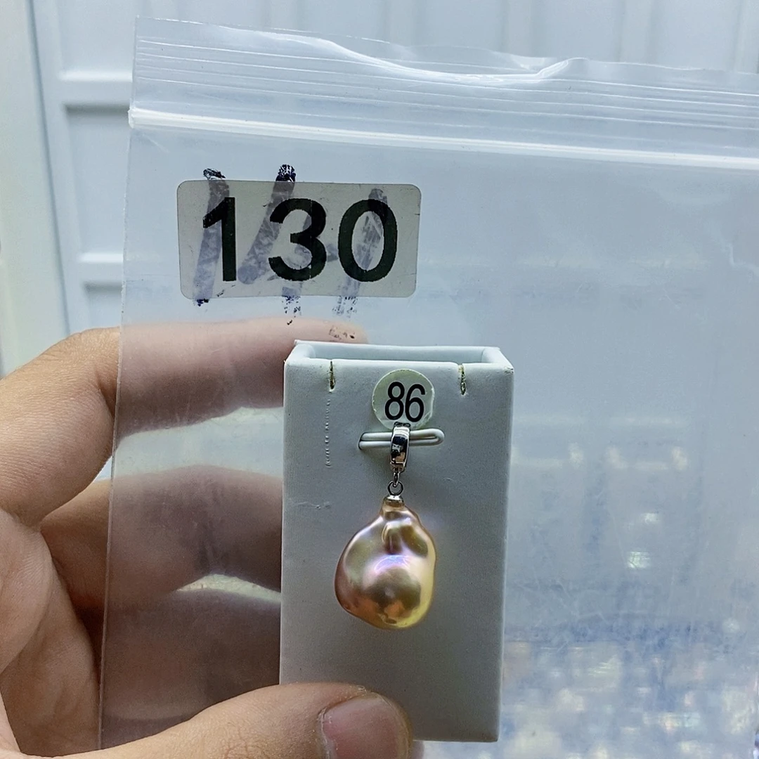 淡水珍珠合金颈饰