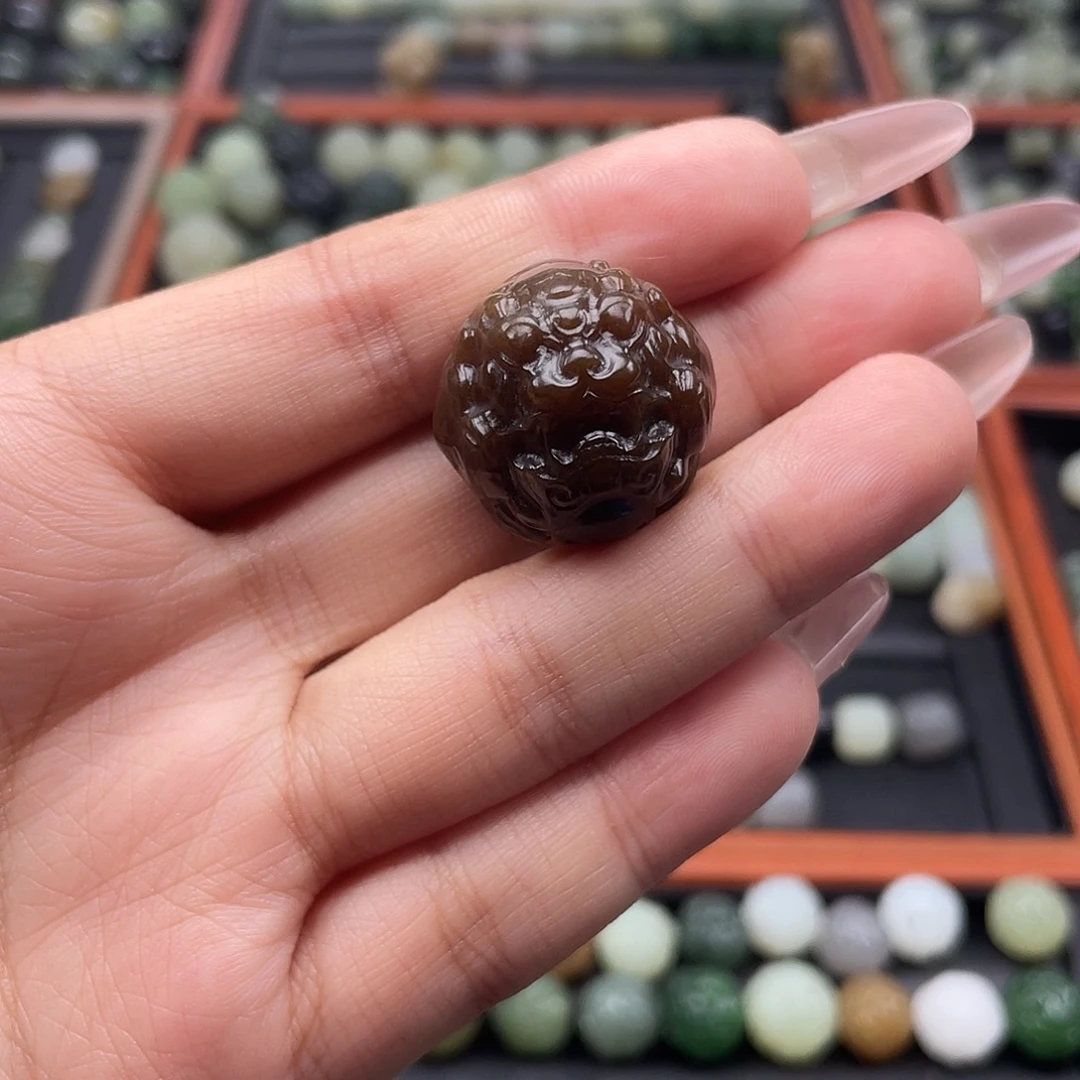 海***Q和田玉（糖玉）未镶嵌珠宝半成品