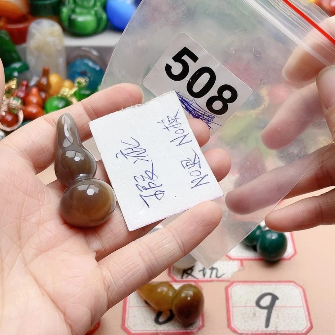 合金颈饰玛瑙/玉髓晴****)