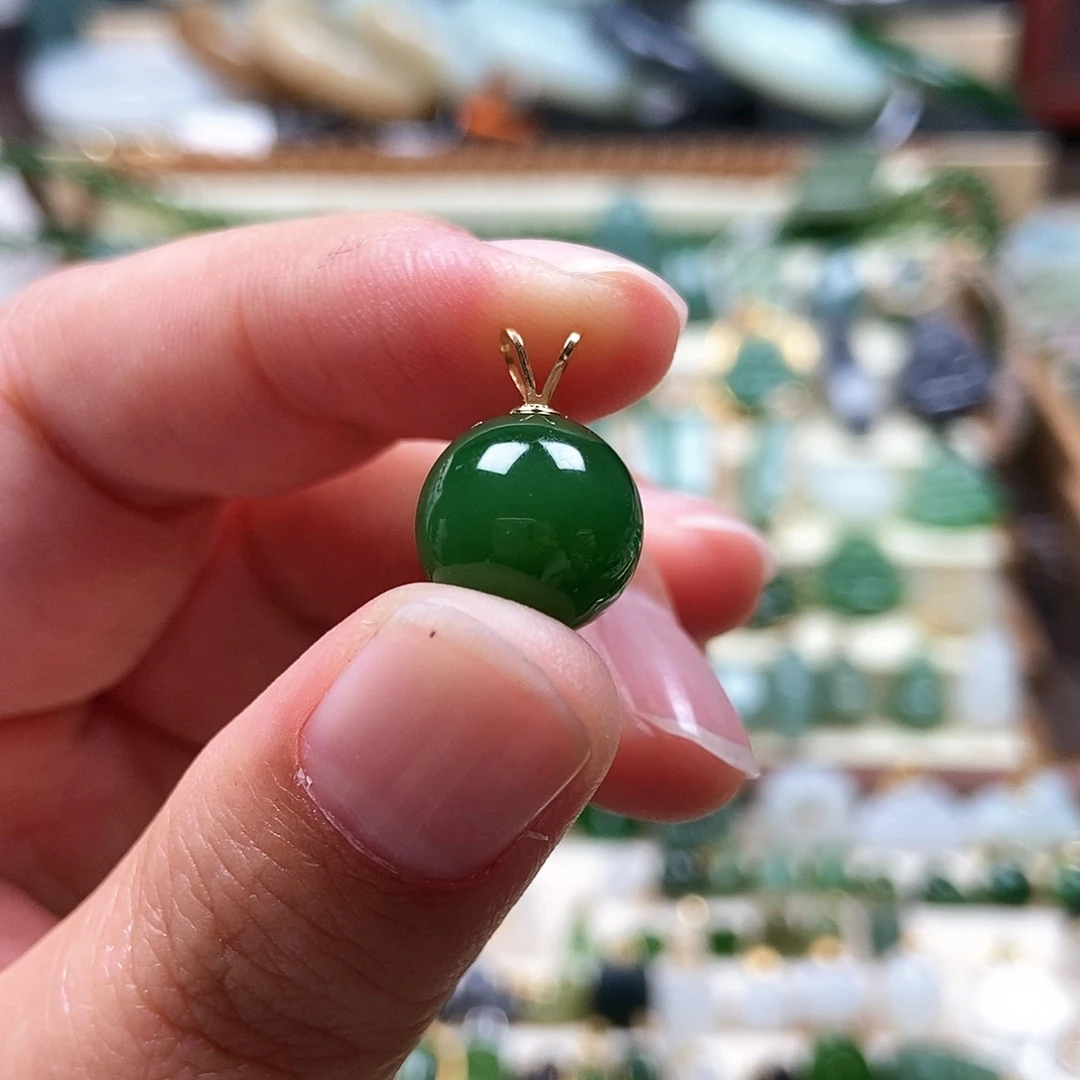 吊坠(不含链)18K金镶嵌和田玉