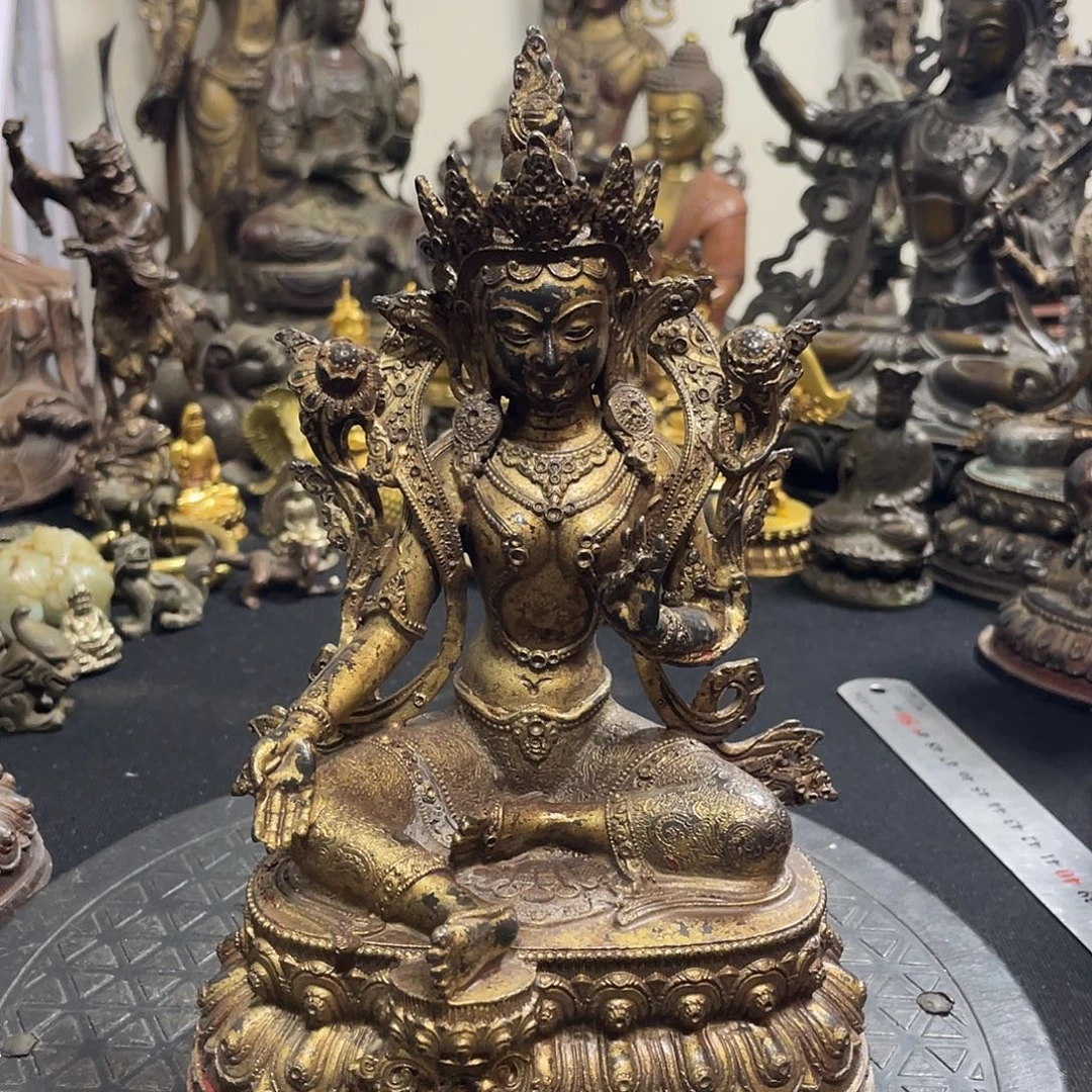 玉***）绿度母。               280