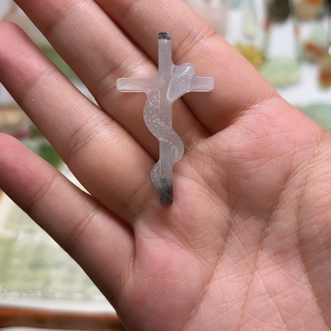 合金蛇纹石玉颈饰